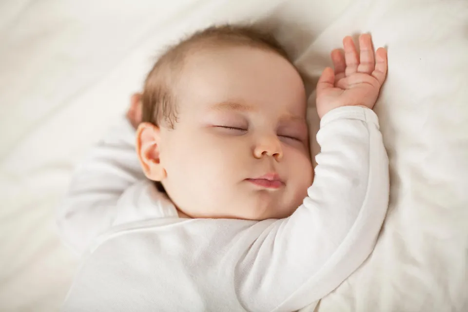 Baby schläft nicht - Tipps was du dagegen tun kannst