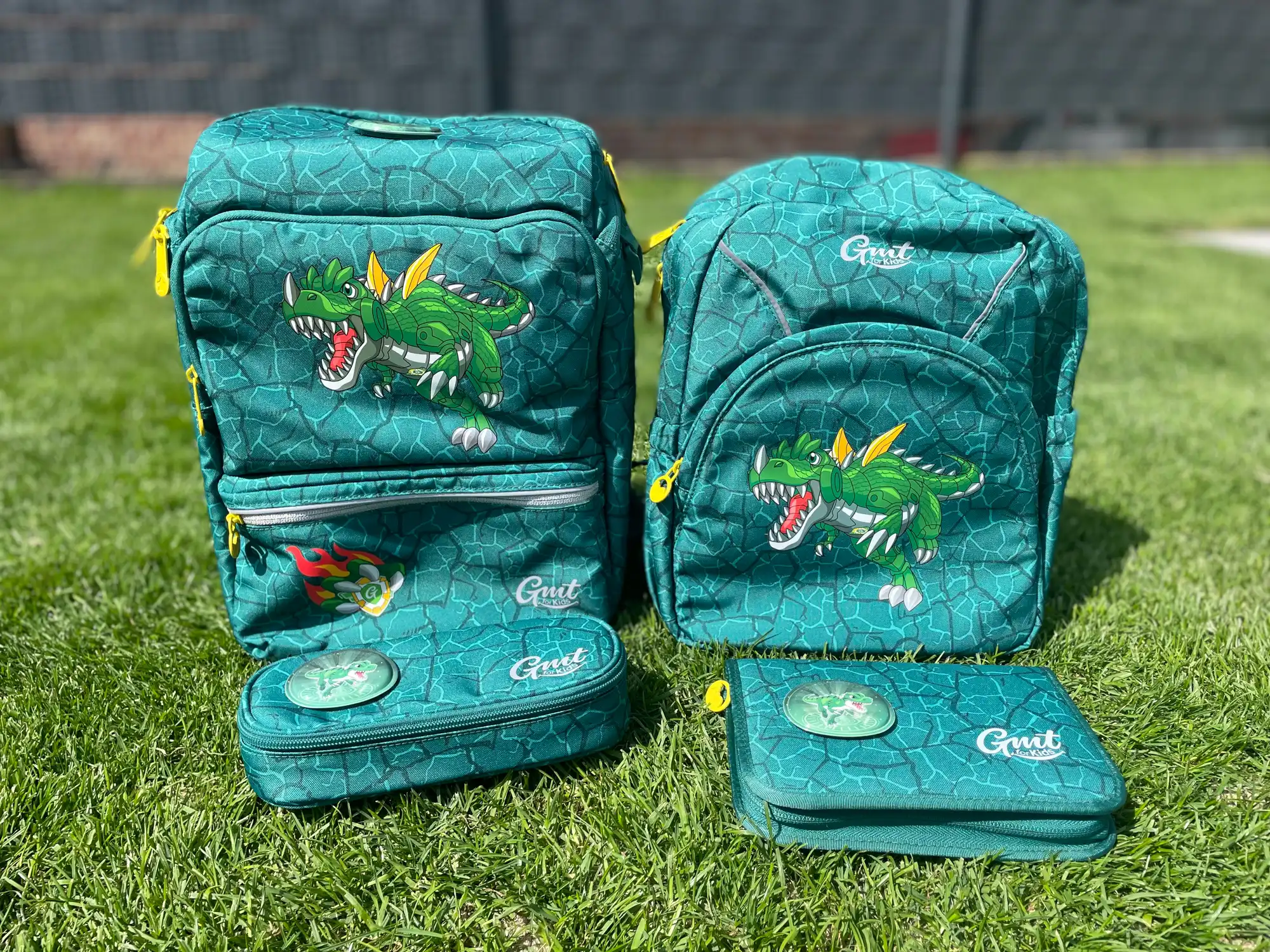 Dinosaurier Schulranzen-Set von GMT for Kids