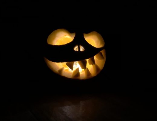 Oh Happy Halloween – Gruseligen Halloween Kürbis selbst machen
