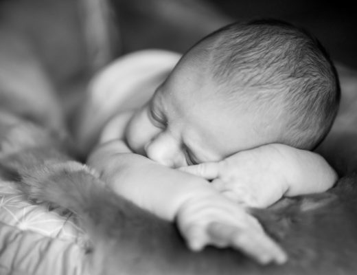 Babys & Schlaf – Wie viel Schlaf brauchen Kinder in welchem Alter?